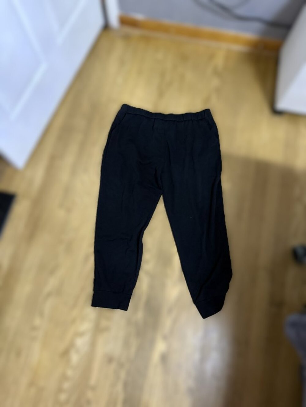 Amazon Black Capri Leggings